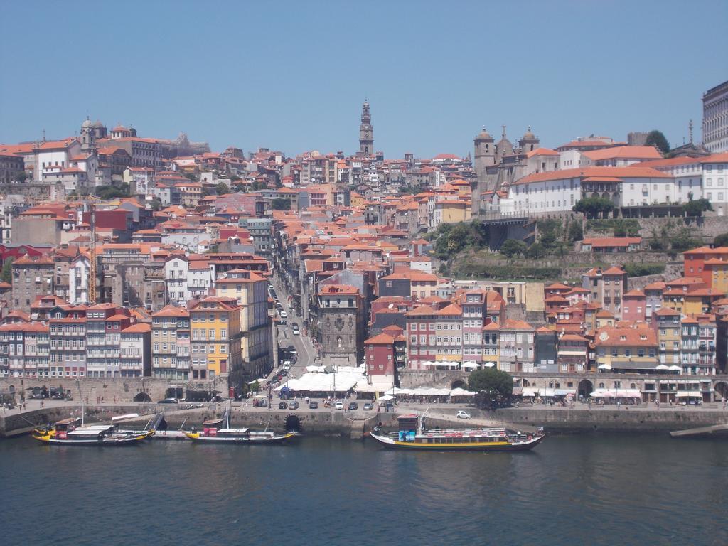 Almenara Suites Guest House Vila Nova de Gaia Exterior photo