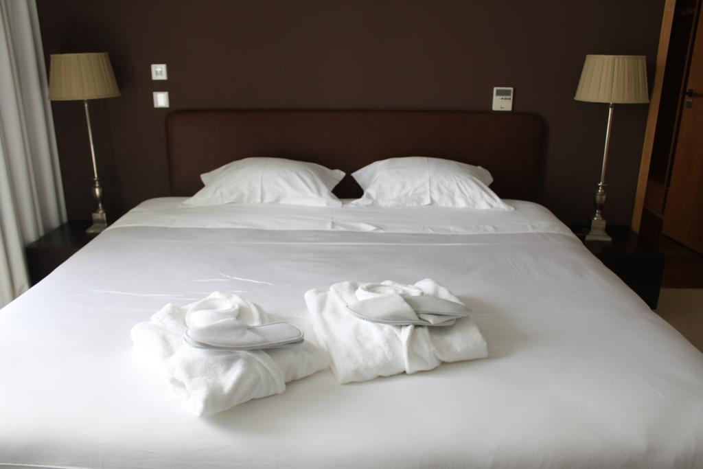 Almenara Suites Guest House Vila Nova de Gaia Exterior photo