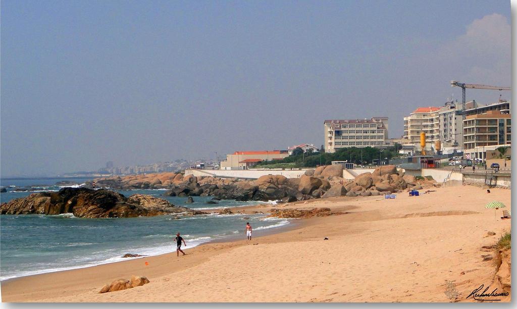 Almenara Suites Guest House Vila Nova de Gaia Exterior photo