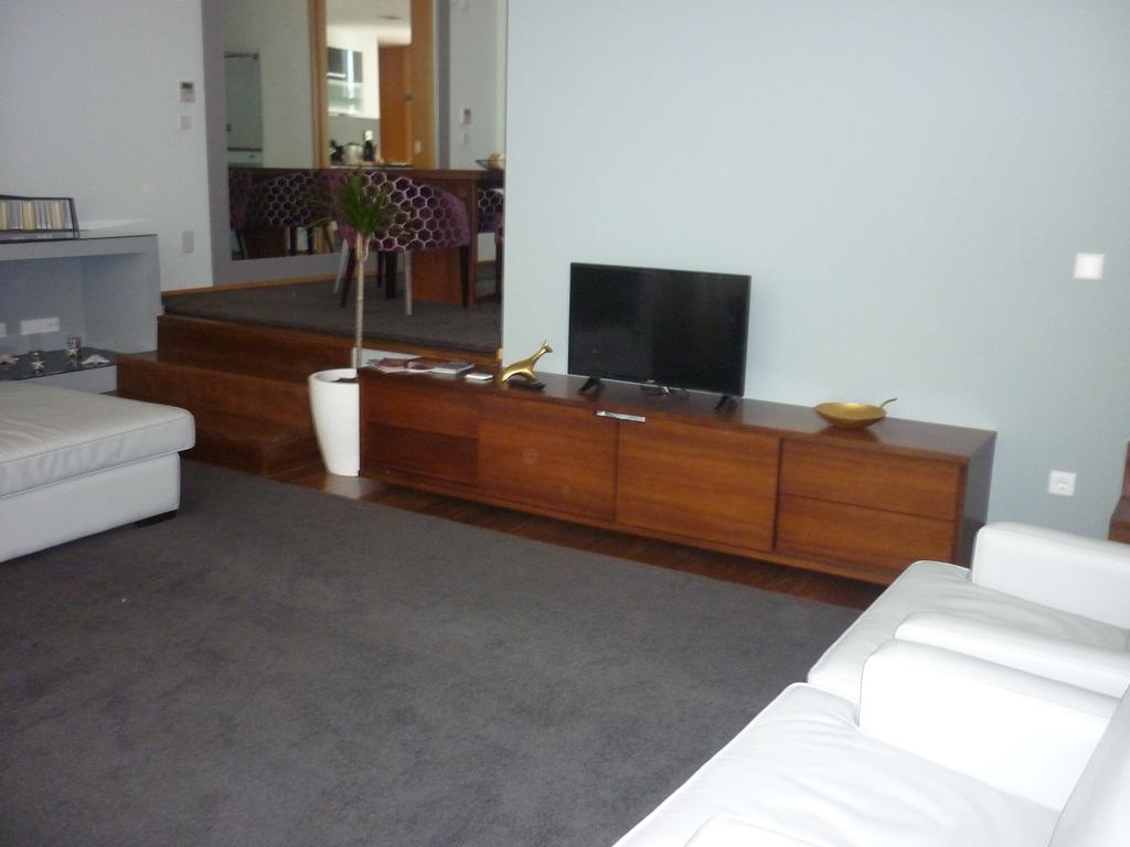 Almenara Suites Guest House Vila Nova de Gaia Exterior photo